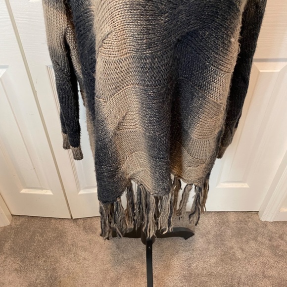 Elan size XL sweater - Picture 9 of 11